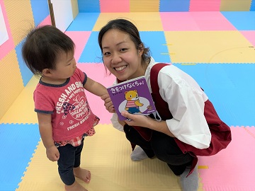 資格なしOK!保育経験者歓迎!キッズルームで子どもを見守るお仕事