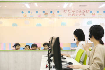 お子様連れ勤務OK｜週3日～選べる時間帯〇｜駅チカ｜オペレータースタッフ