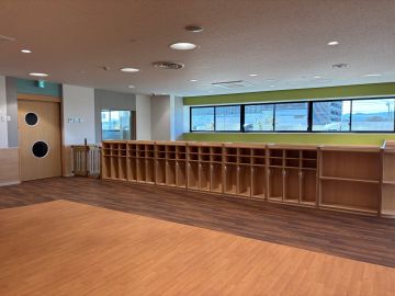 ＜新規OPEN＞マネージャー兼園長｜保育×マネジメントでキャリアアップ｜土日祝休み・年間休日125日｜事業所内保育施設