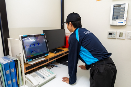 セルフガソリンスタンドスタッフ