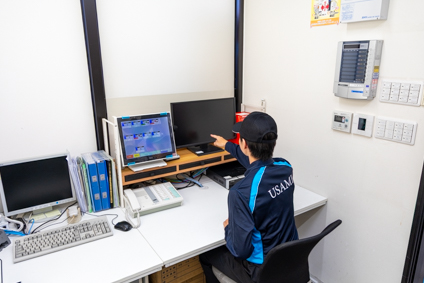 ガソリンスタンドスタッフ