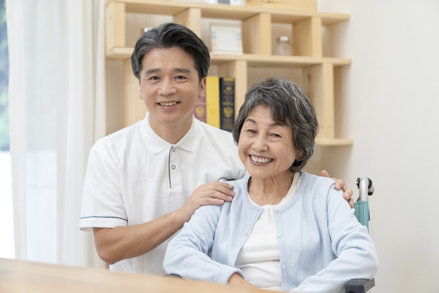 【週4～OK×日勤1シフト】要正看護師◎時給2400円＋交！有料老人ホームで看護職＠経堂駅