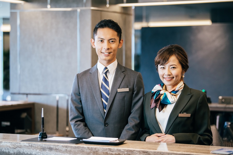 ＜車通勤OK！接客経験者歓迎☆＞大手企業の研修センター内にてフロントスタッフ＠姥子駅
